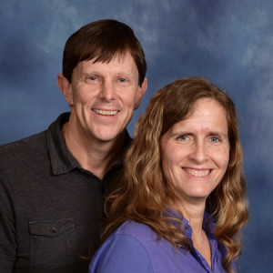 Gary and Ruth Larson - Senior Pastors